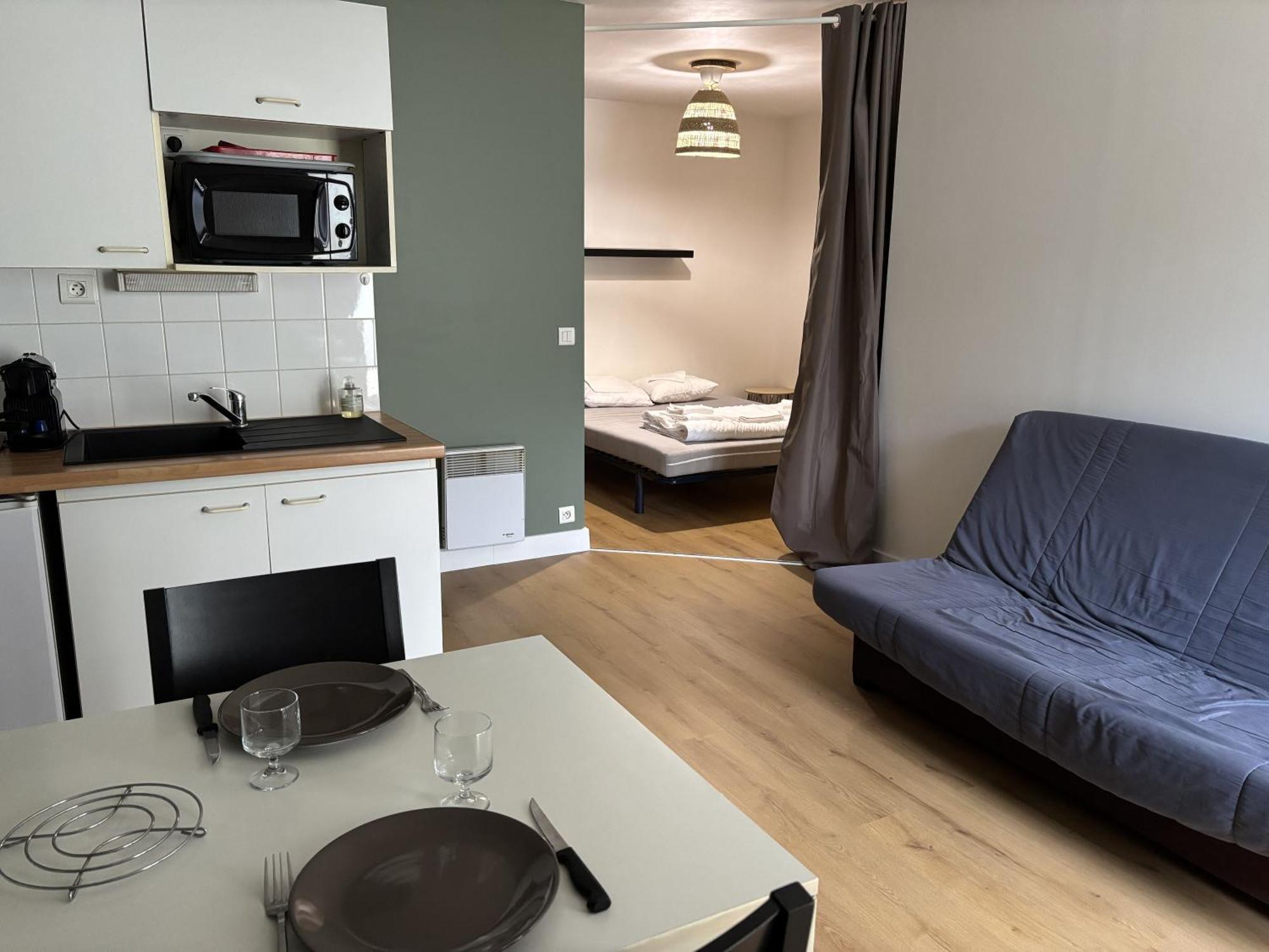 Cottages Des Pins 생 힐레르 드 리에 외부 사진