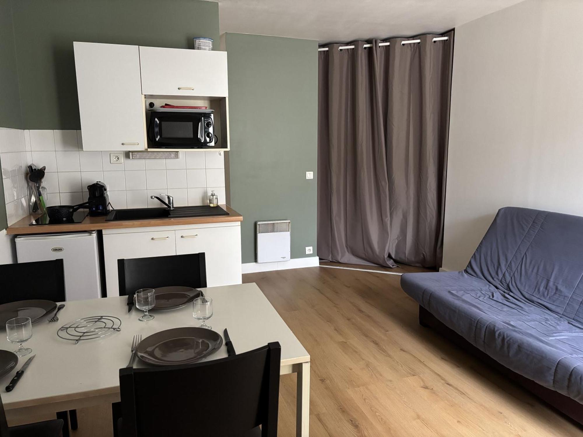 Cottages Des Pins 생 힐레르 드 리에 외부 사진